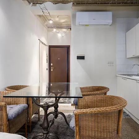 Apartment Unyca - La Loggia Florence